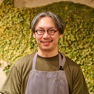 マーケティング経営戦略室 料理人 福井 裕士