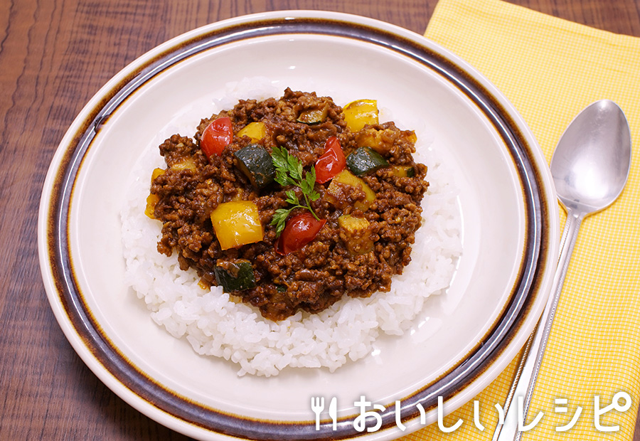 カラフルキーマカレー