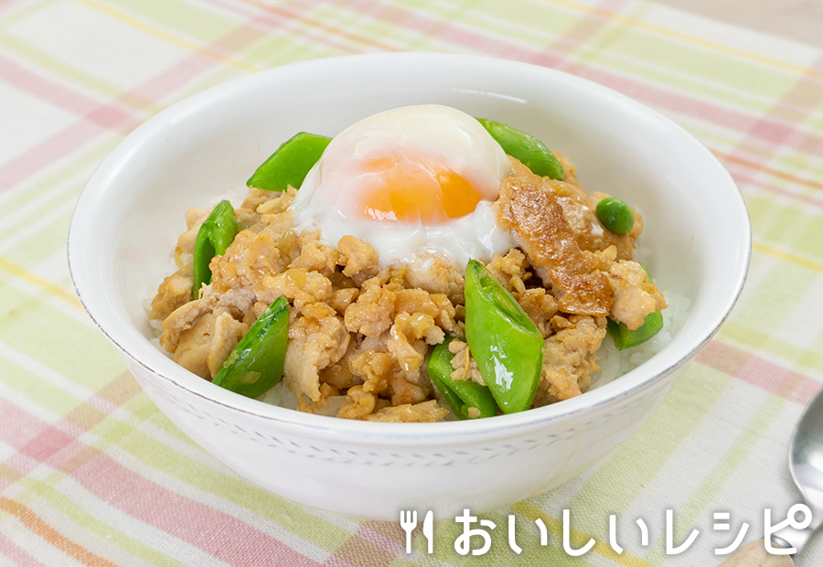 鶏ひき肉のテリたま丼（下味冷凍）