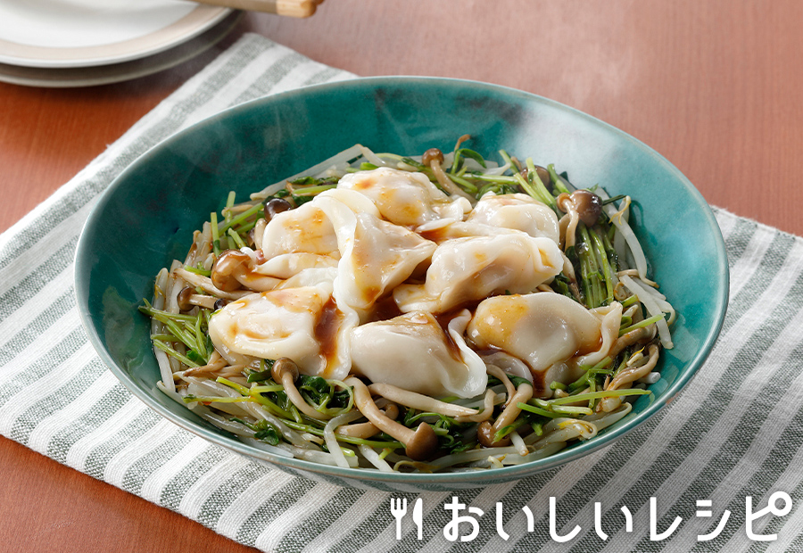 レンジで水餃子と豆苗のなべしゃぶ