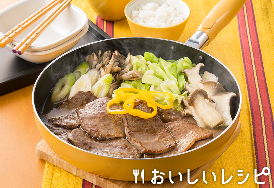 牛カルビときのこの焼肉鍋（うま塩にんにく味）