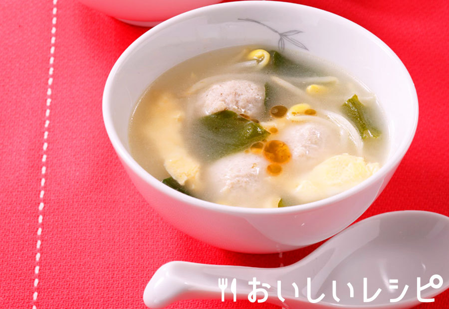 鶏団子の具だくさん中華スープ