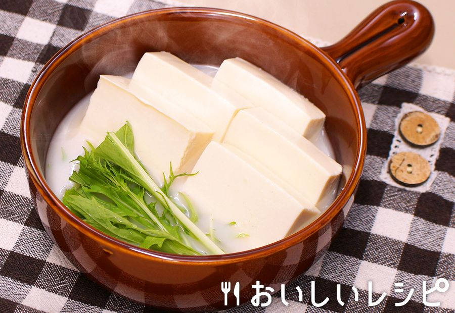 レンジで簡単湯豆腐(とんこつ塩鍋)