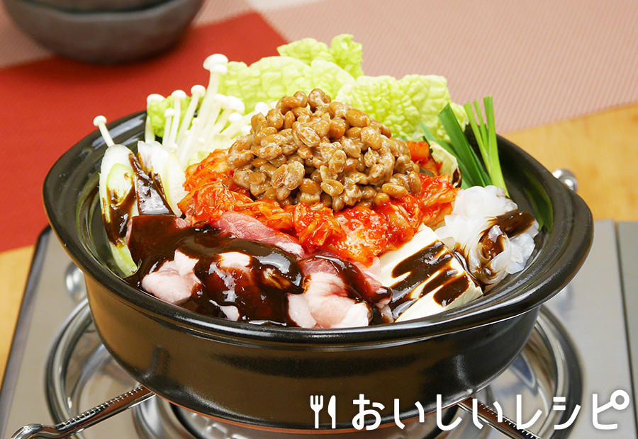 黒の納豆キムチ鍋