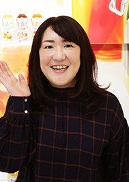 マーケティング部　伊藤史子