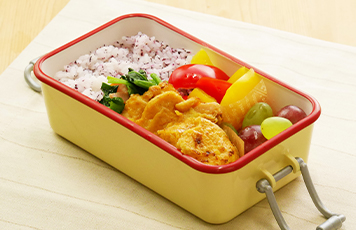 卵でアレンジ!驚くほどしっとりジューシー“鶏むねピカタ弁当”